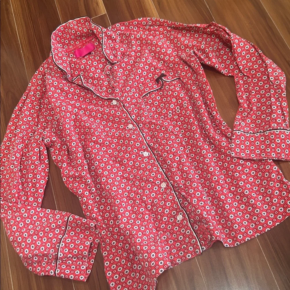 Medium Victoria’s Secret 100% cotton pajama set